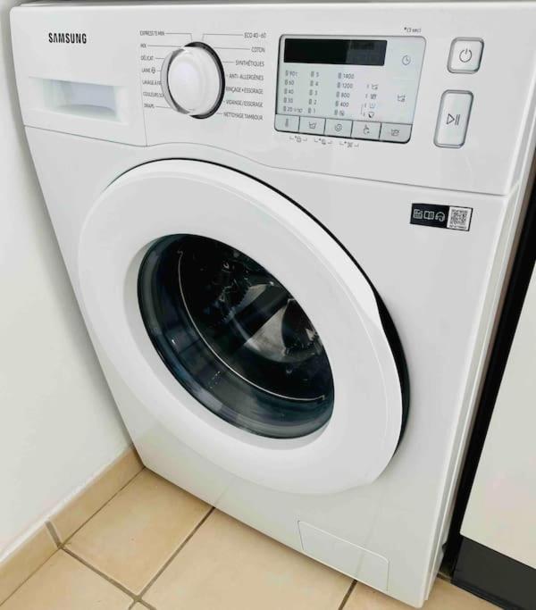 Feline's - T2 Moderne 51 M2, Proche Centre Appartement *